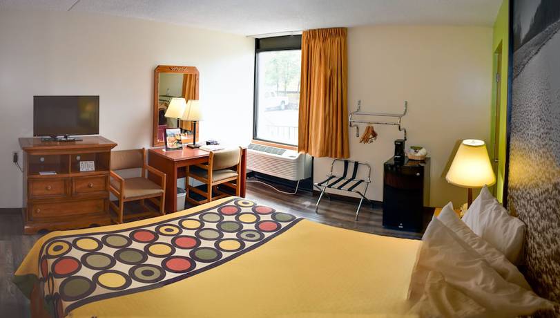 Imagen de la habitación del Hotel Super 8 By Wyndham Branson/andy Williams Theatre. Foto 12