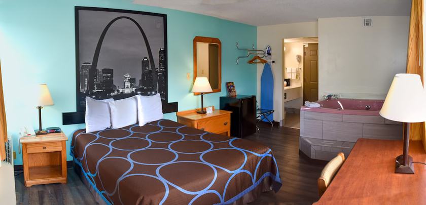 Imagen de la habitación del Hotel Super 8 By Wyndham Branson/andy Williams Theatre. Foto 14