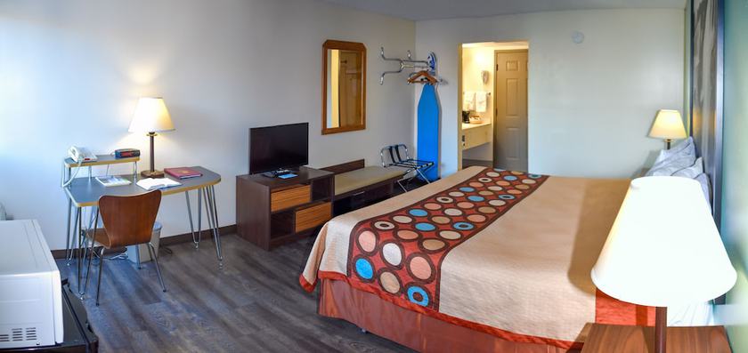 Imagen de la habitación del Hotel Super 8 By Wyndham Branson/andy Williams Theatre. Foto 15