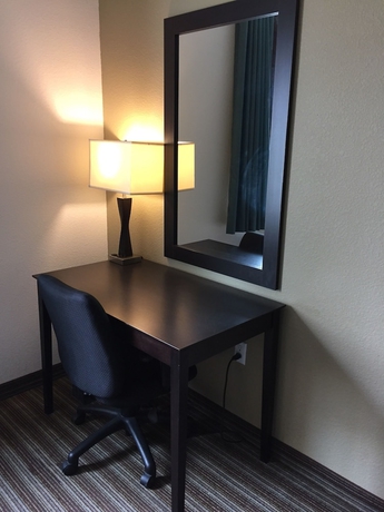 Imagen de la habitación del Hotel Super 8 By Wyndham Brenham Tx. Foto 5
