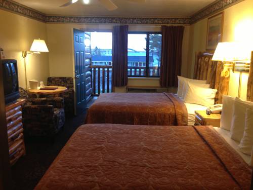 Imagen de la habitación del Hotel Super 8 By Wyndham Bridgeview Of Mackinaw City. Foto 9