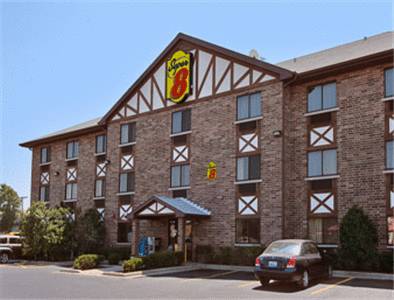 Imagen general del Hotel Super 8 By Wyndham Bridgeview/chicago Area. Foto 1