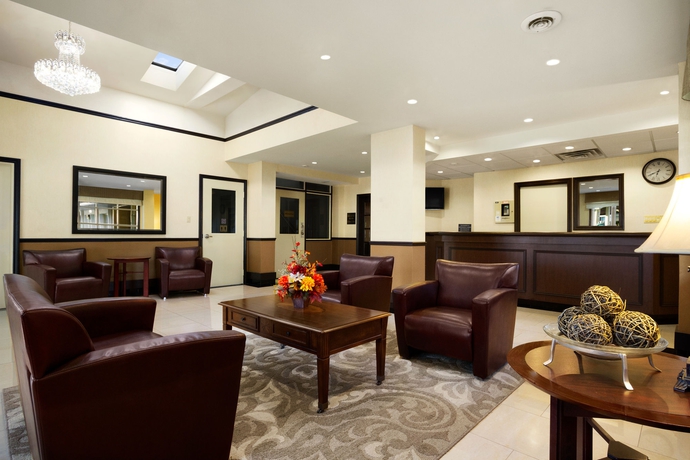 Imagen de los interiores del Hotel Super 8 By Wyndham Brockville. Foto 9