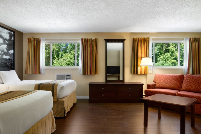 Imagen de la habitación del Hotel Super 8 By Wyndham Brockville. Foto 6