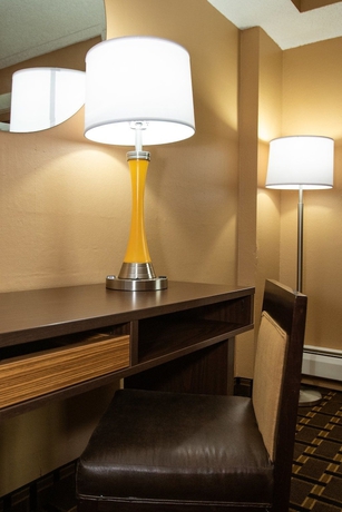 Imagen de la habitación del Hotel Super 8 By Wyndham Brooklyn Center/mpls. Foto 11