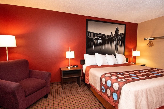Imagen de la habitación del Hotel Super 8 By Wyndham Brooklyn Center/mpls. Foto 13