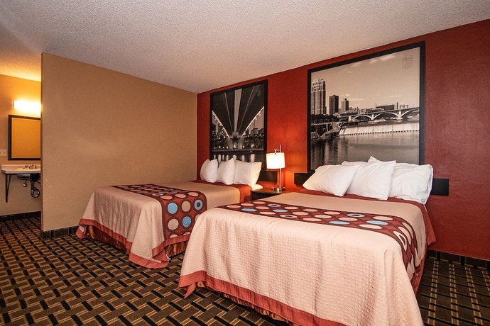 Imagen de la habitación del Hotel Super 8 By Wyndham Brooklyn Center/mpls. Foto 15