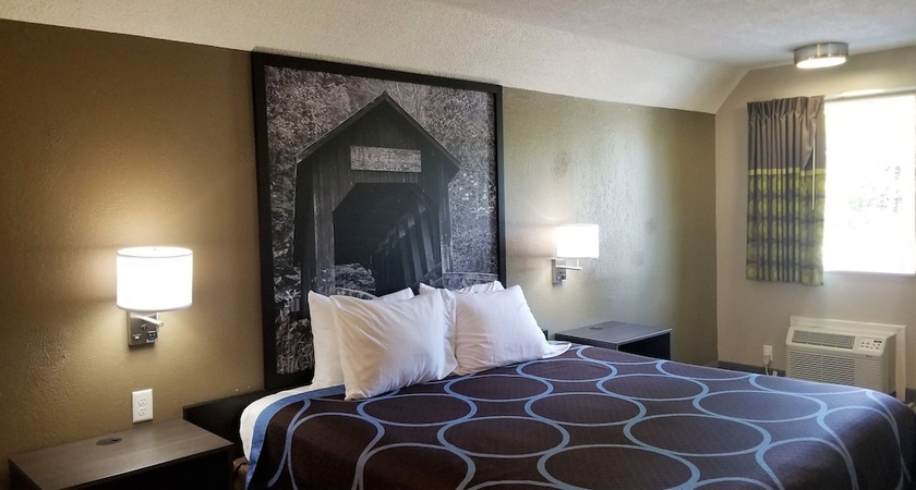 Imagen de la habitación del Hotel Super 8 By Wyndham Brownsburg. Foto 7