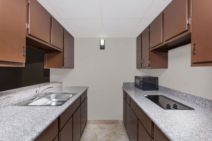 Imagen de la habitación del Hotel Super 8 By Wyndham Buffalo. Foto 5