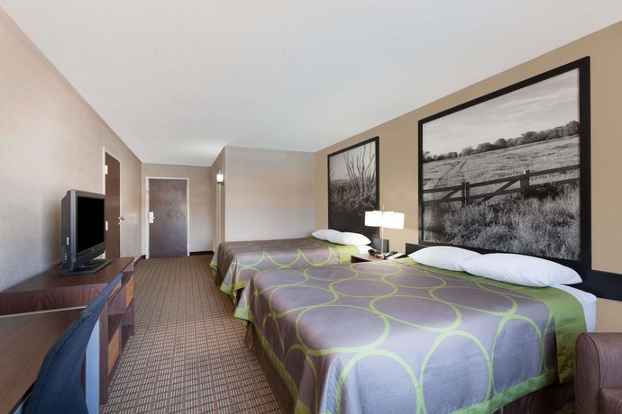 Imagen de la habitación del Hotel Super 8 By Wyndham Buffalo. Foto 10