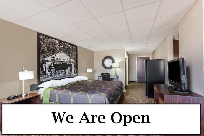 Imagen de los interiores del Hotel Super 8 By Wyndham Buffalo. Foto 14