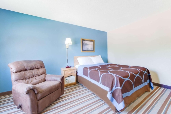 Imagen de la habitación del Hotel Super 8 By Wyndham Burlington. Foto 14