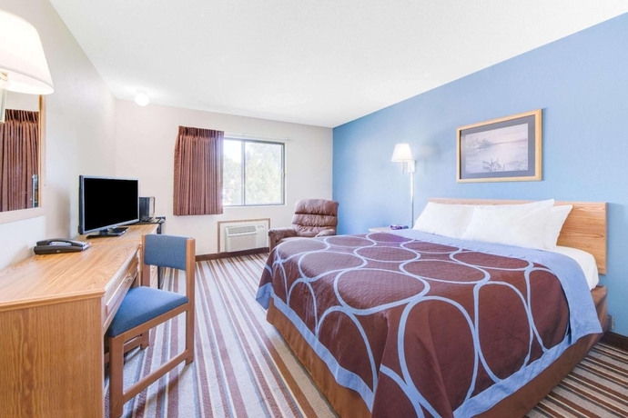 Imagen de la habitación del Hotel Super 8 By Wyndham Burlington. Foto 15