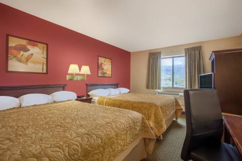 Imagen de la habitación del Hotel Super 8 By Wyndham Butte Mt. Foto 5