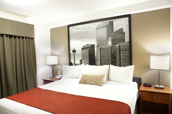 Imagen de la habitación del Hotel Super 8 By Wyndham Calgary Shawnessy Area. Foto 6