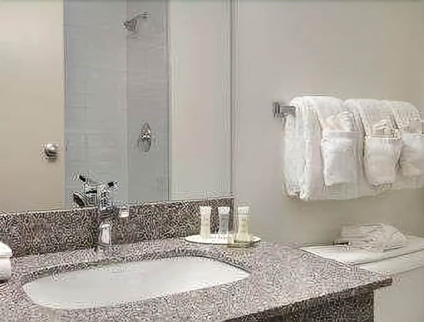 Imagen de la habitación del Hotel Super 8 By Wyndham Calgary Shawnessy Area. Foto 15
