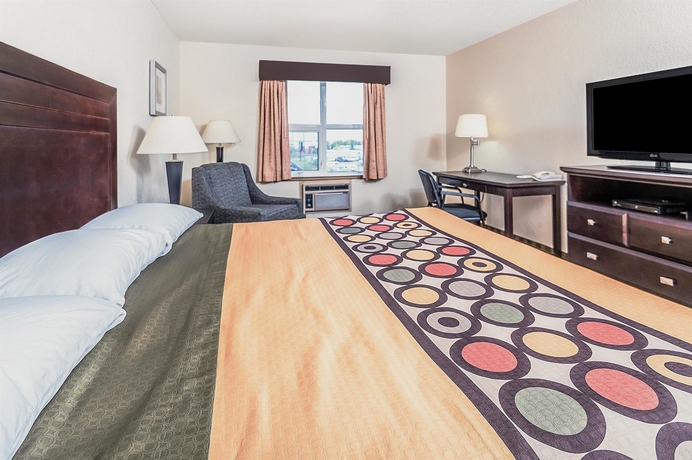 Imagen de la habitación del Hotel Super 8 By Wyndham Calgary/airport. Foto 12