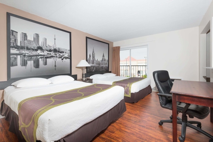 Imagen de la habitación del Hotel Super 8 By Wyndham Cambridge/kitchener/waterloo Area. Foto 5