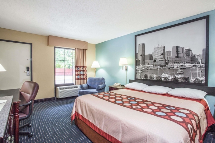 Imagen de la habitación del Hotel Super 8 By Wyndham Camp Springs/andrews Afb Dc Area. Foto 5