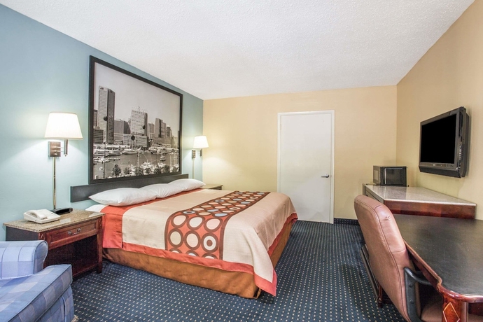 Imagen de la habitación del Hotel Super 8 By Wyndham Camp Springs/andrews Afb Dc Area. Foto 6