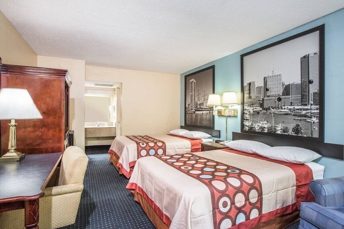 Imagen de la habitación del Hotel Super 8 By Wyndham Camp Springs/andrews Afb Dc Area. Foto 14