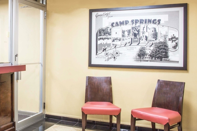 Imagen de los interiores del Hotel Super 8 By Wyndham Camp Springs/andrews Afb Dc Area. Foto 16