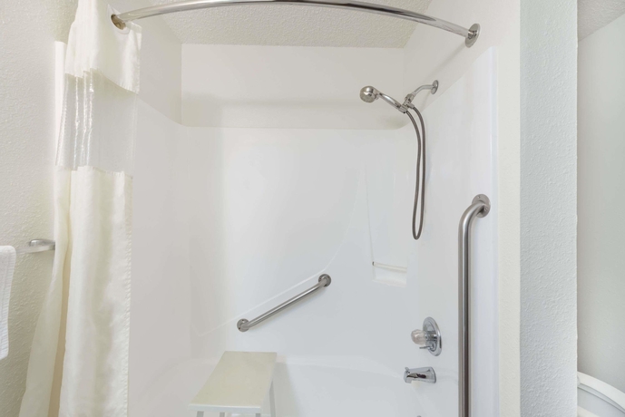 Imagen de la habitación del Hotel Super 8 By Wyndham Canon City. Foto 8