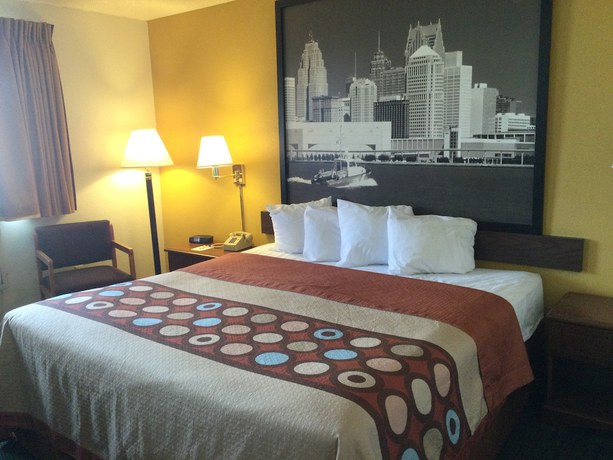 Imagen de la habitación del Hotel Super 8 By Wyndham Canton/livonia Area. Foto 7