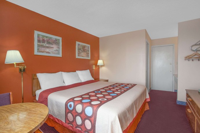 Imagen de la habitación del Hotel Super 8 By Wyndham Carlisle North. Foto 5