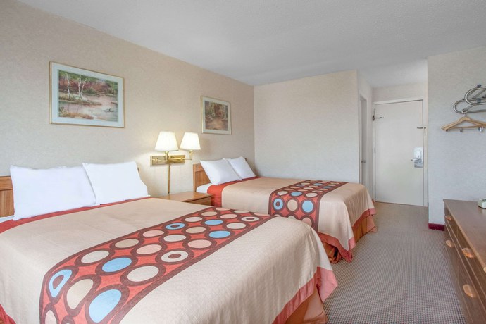 Imagen de la habitación del Hotel Super 8 By Wyndham Carlisle North. Foto 10