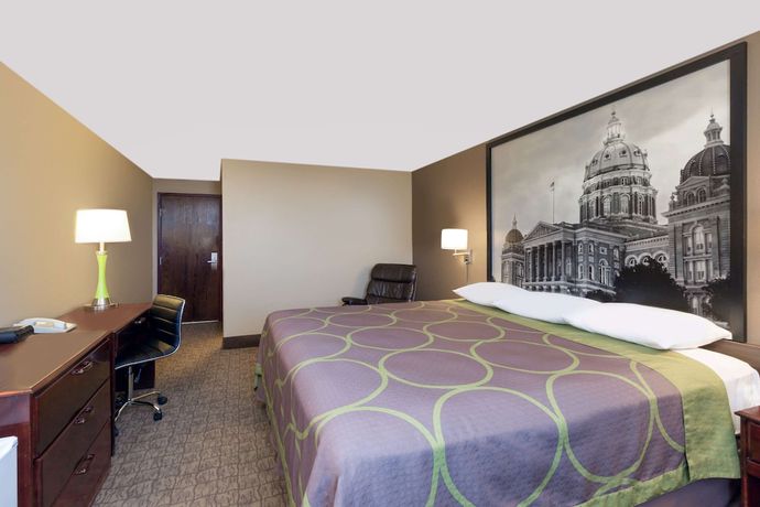 Imagen de la habitación del Hotel Super 8 By Wyndham Carroll. Foto 5