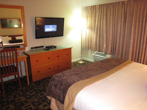 Imagen de la habitación del Hotel Super 8 By Wyndham Castlegar Bc. Foto 16