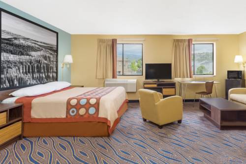Imagen de la habitación del Hotel Super 8 By Wyndham Cedar City. Foto 9