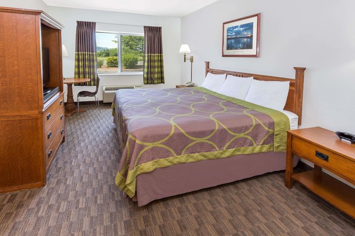 Imagen de la habitación del Hotel Super 8 By Wyndham Central Pt Medford. Foto 5