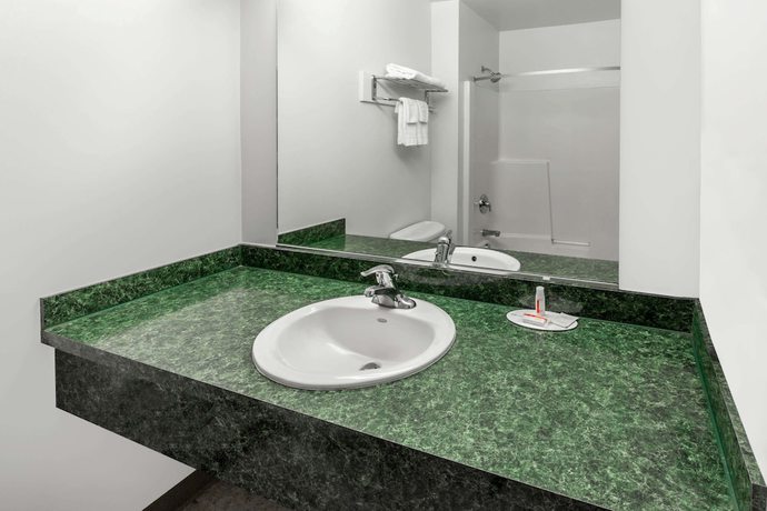 Imagen de la habitación del Hotel Super 8 By Wyndham Central Pt Medford. Foto 7