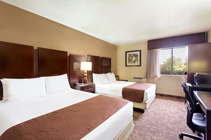 Imagen de la habitación del Hotel Super 8 By Wyndham Chandler Phoenix. Foto 4
