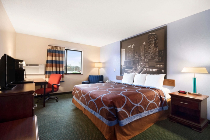 Imagen de la habitación del Hotel Super 8 By Wyndham Charlotte University. Foto 5