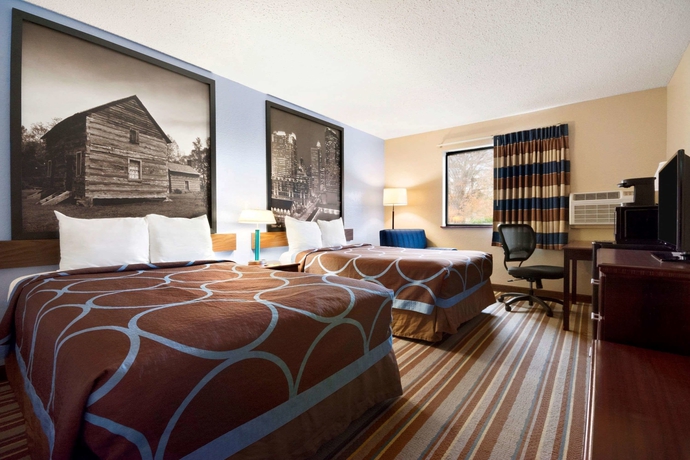Imagen de la habitación del Hotel Super 8 By Wyndham Charlotte University. Foto 9