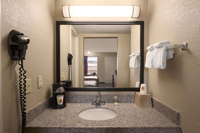 Imagen de la habitación del Hotel Super 8 By Wyndham Chattanooga/east Ridge. Foto 5