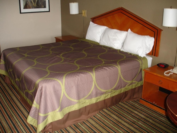 Imagen de la habitación del Hotel Super 8 By Wyndham Chattanooga/east Ridge. Foto 12