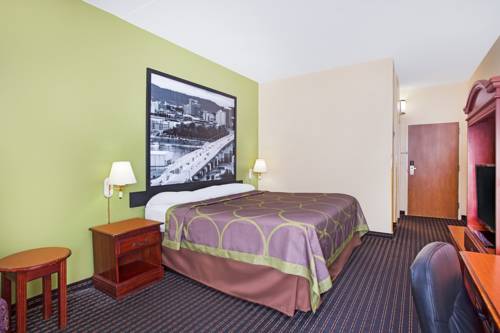 Imagen de la habitación del Hotel Super 8 By Wyndham Chattanooga/hamilton Place. Foto 6