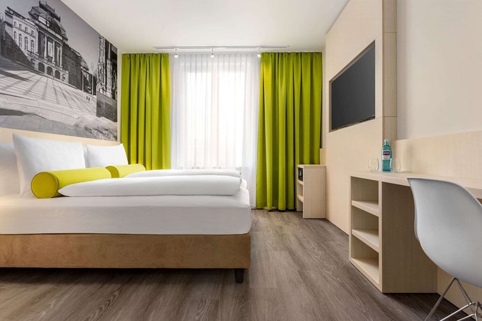Imagen de la habitación del Hotel Super 8 By Wyndham Chemnitz. Foto 5
