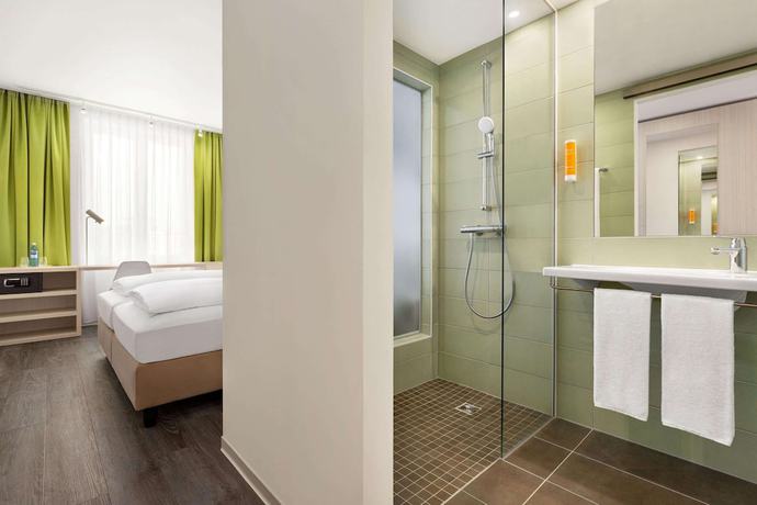 Imagen de la habitación del Hotel Super 8 By Wyndham Chemnitz. Foto 10