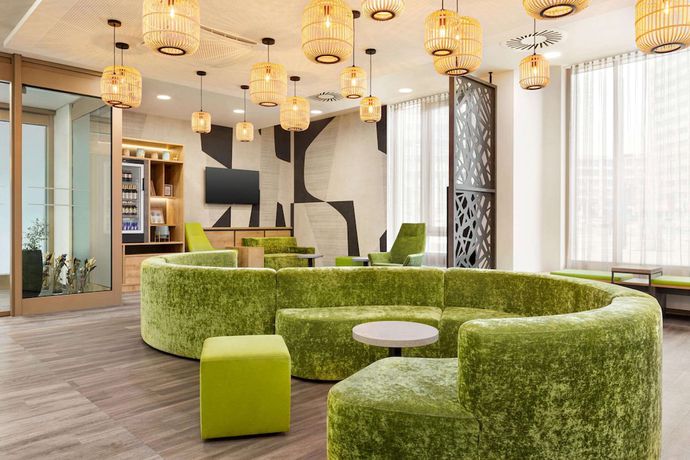 Imagen de los interiores del Hotel Super 8 By Wyndham Chemnitz. Foto 14