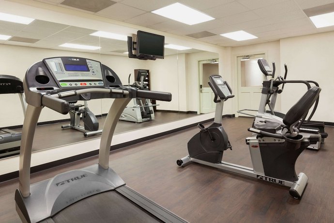 Imagen de los interiores del Hotel Super 8 By Wyndham Cherokee. Foto 18
