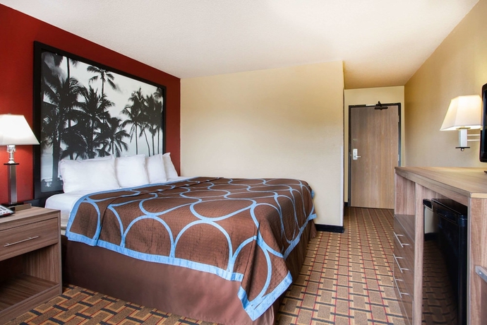 Imagen de la habitación del Hotel Super 8 By Wyndham Chester/richmond Area. Foto 6
