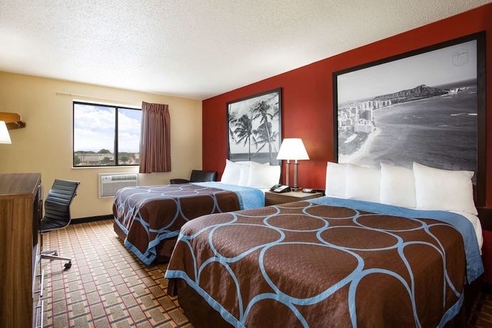 Imagen de la habitación del Hotel Super 8 By Wyndham Chester/richmond Area. Foto 10