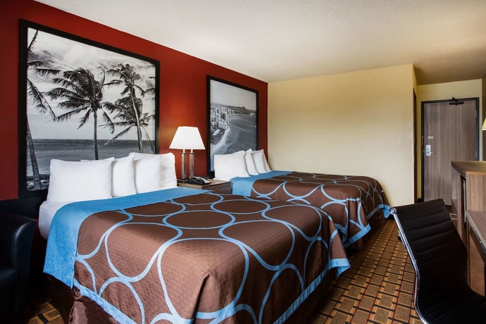 Imagen de la habitación del Hotel Super 8 By Wyndham Chester/richmond Area. Foto 11