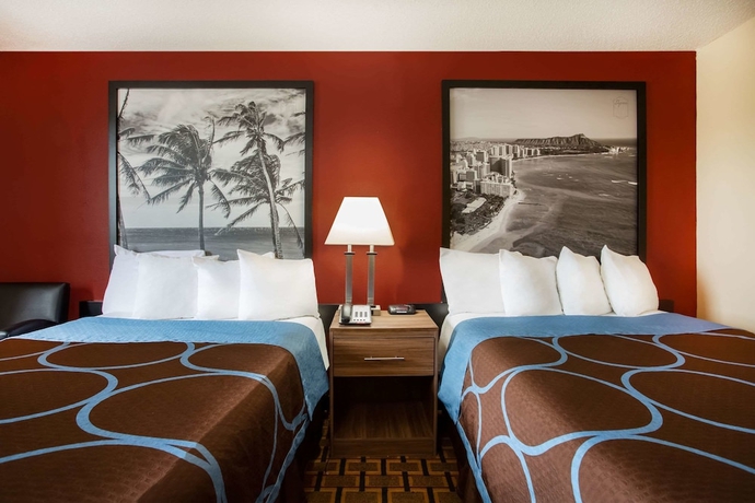 Imagen de la habitación del Hotel Super 8 By Wyndham Chester/richmond Area. Foto 12