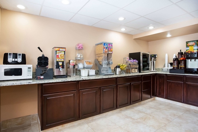 Imagen del bar/restaurante del Hotel Super 8 By Wyndham Chester/richmond Area. Foto 4